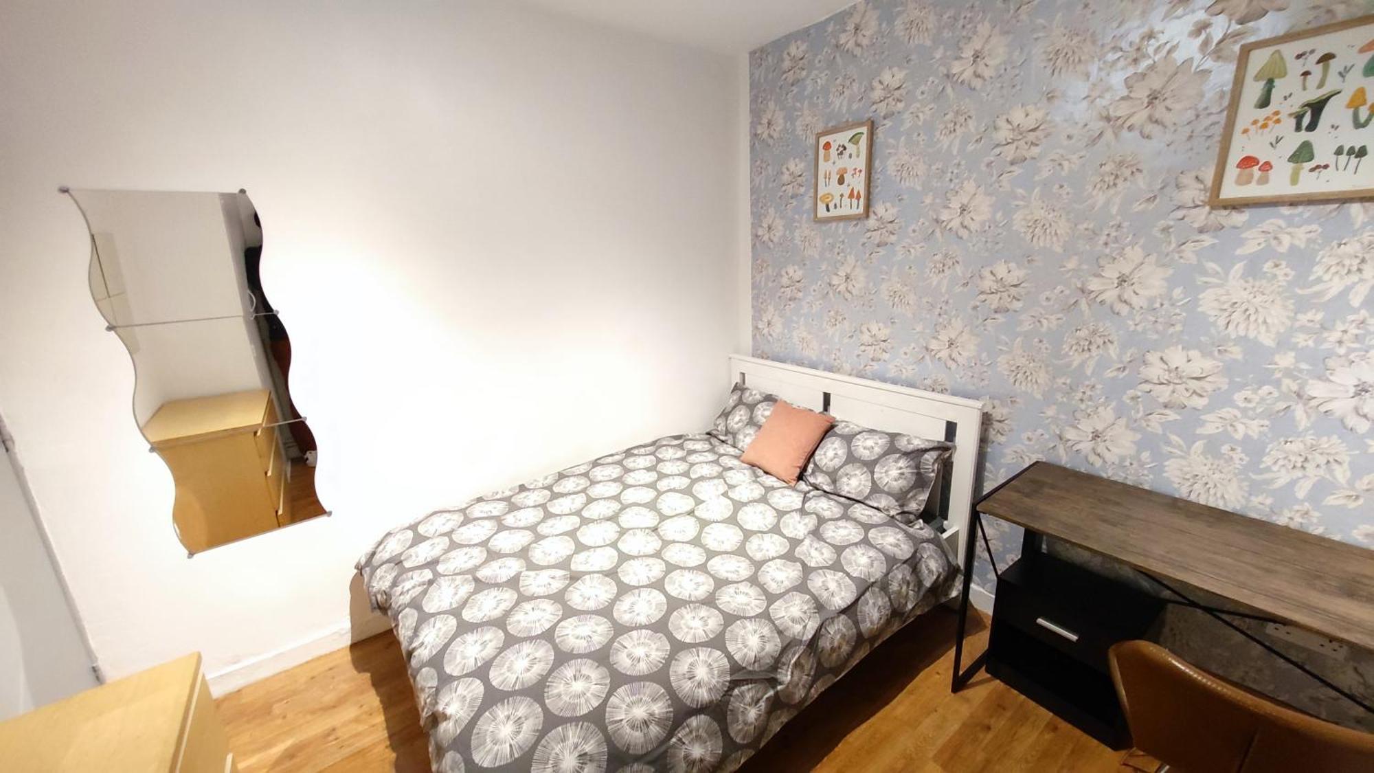 Spacious Flat With 2 To 3 Bedrooms In Central 런던 외부 사진