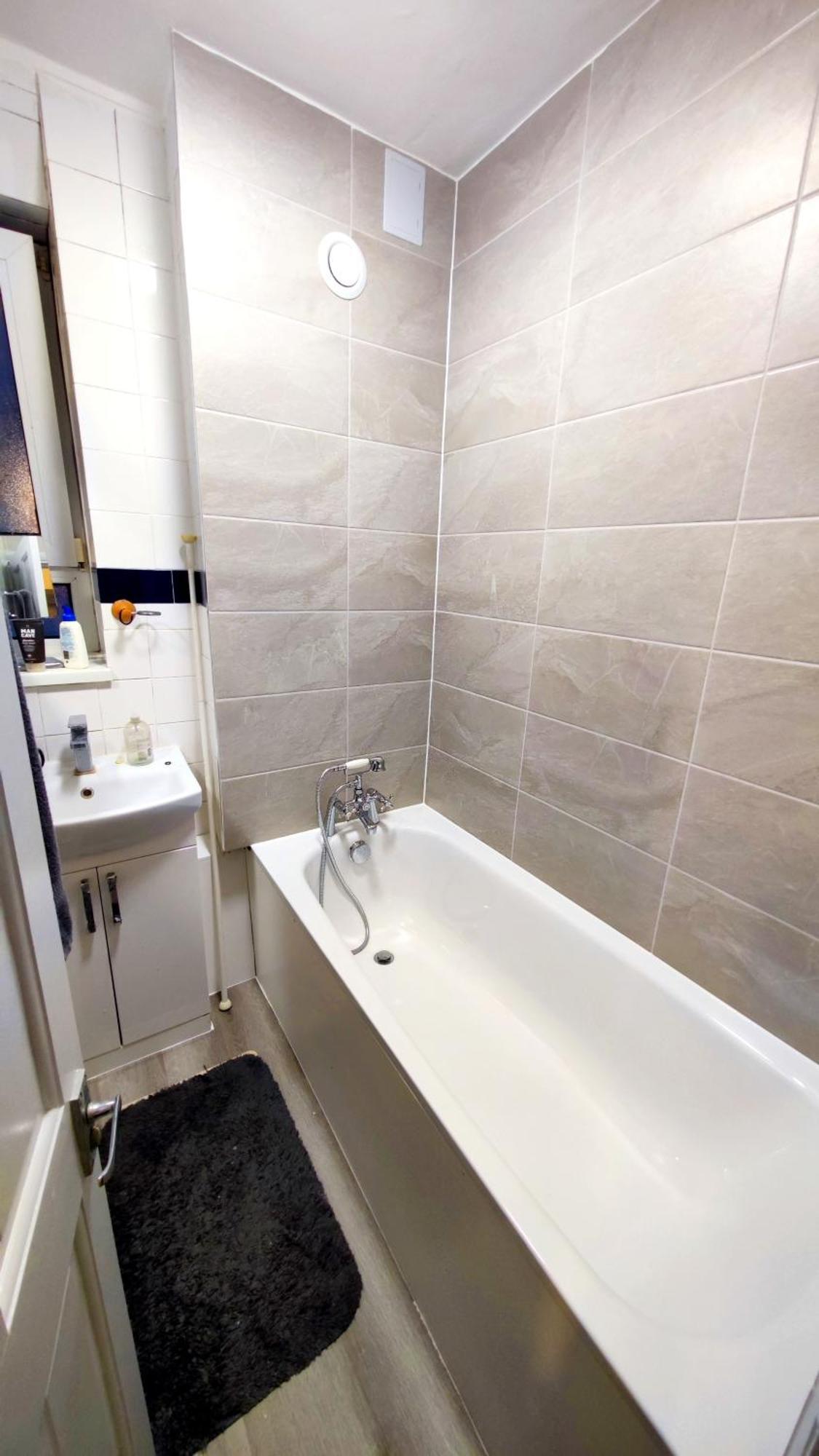 Spacious Flat With 2 To 3 Bedrooms In Central 런던 외부 사진