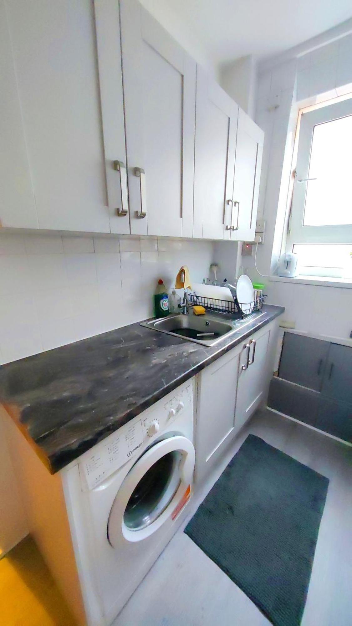 Spacious Flat With 2 To 3 Bedrooms In Central 런던 외부 사진